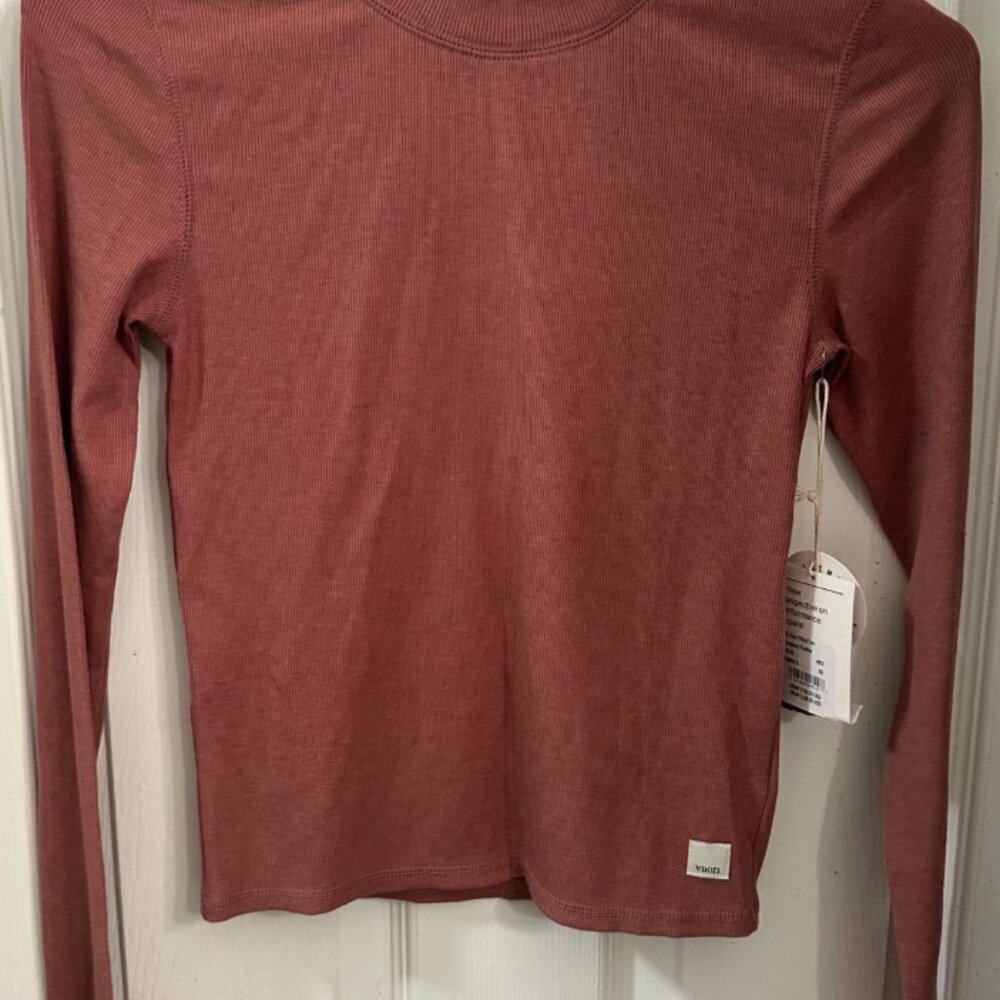 Vuori LONG-SLEEVE MUDRA FITTED TEE